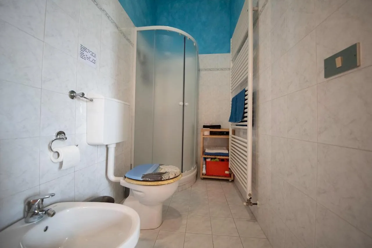 Apartment Il Fiore Di Gio Bologna Italy